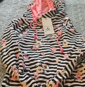 ***SOLD*** Xs & Ave double hoodies